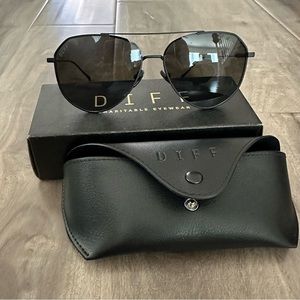 Diff Dash black aviator sunglasses